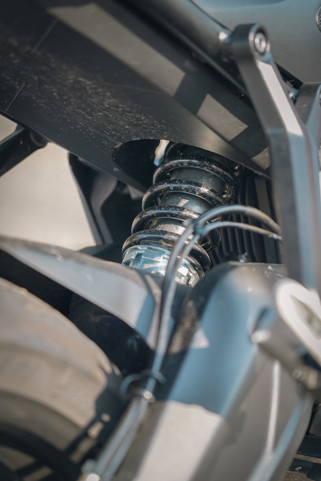 Test Ride: Triumph Trident 660 - Motoblog.com